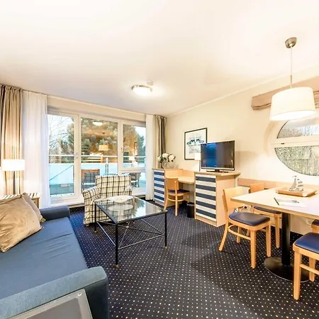 Seepferdchen An Der Seebruecke * Zingst